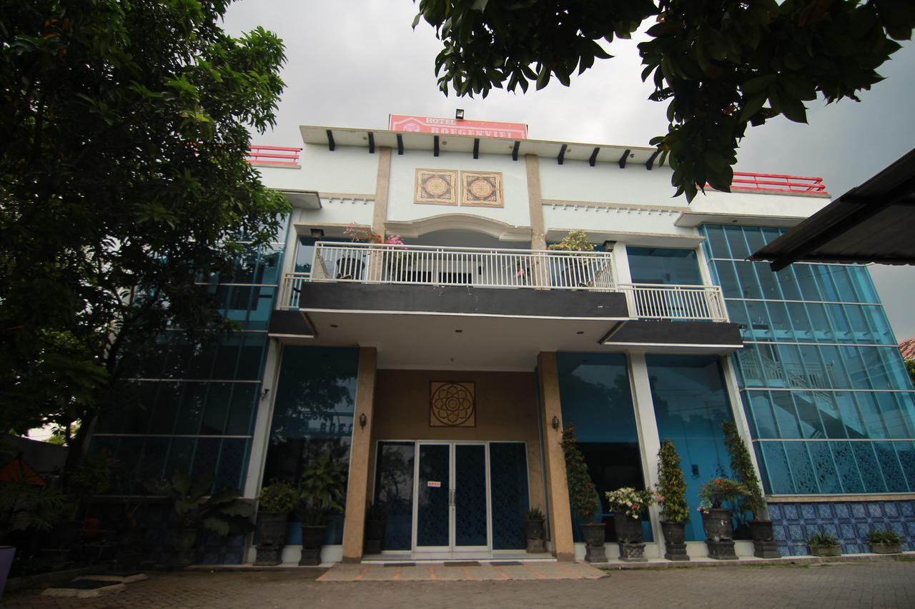 Hotel Boegenviel Syariah Lamongan Exterior photo
